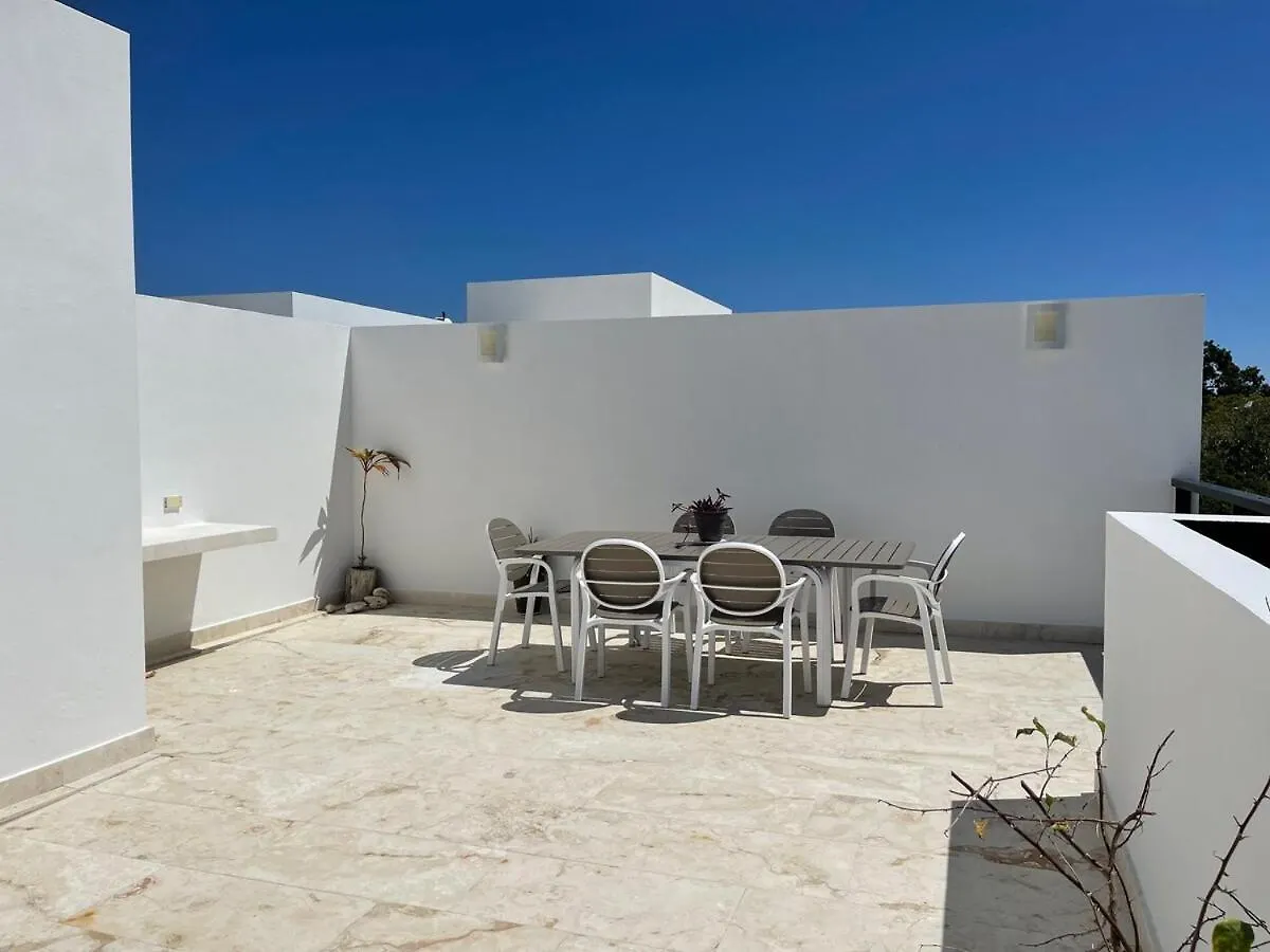 Upscale 2Br Penthouse With Watergolf View Apartment Chacalal