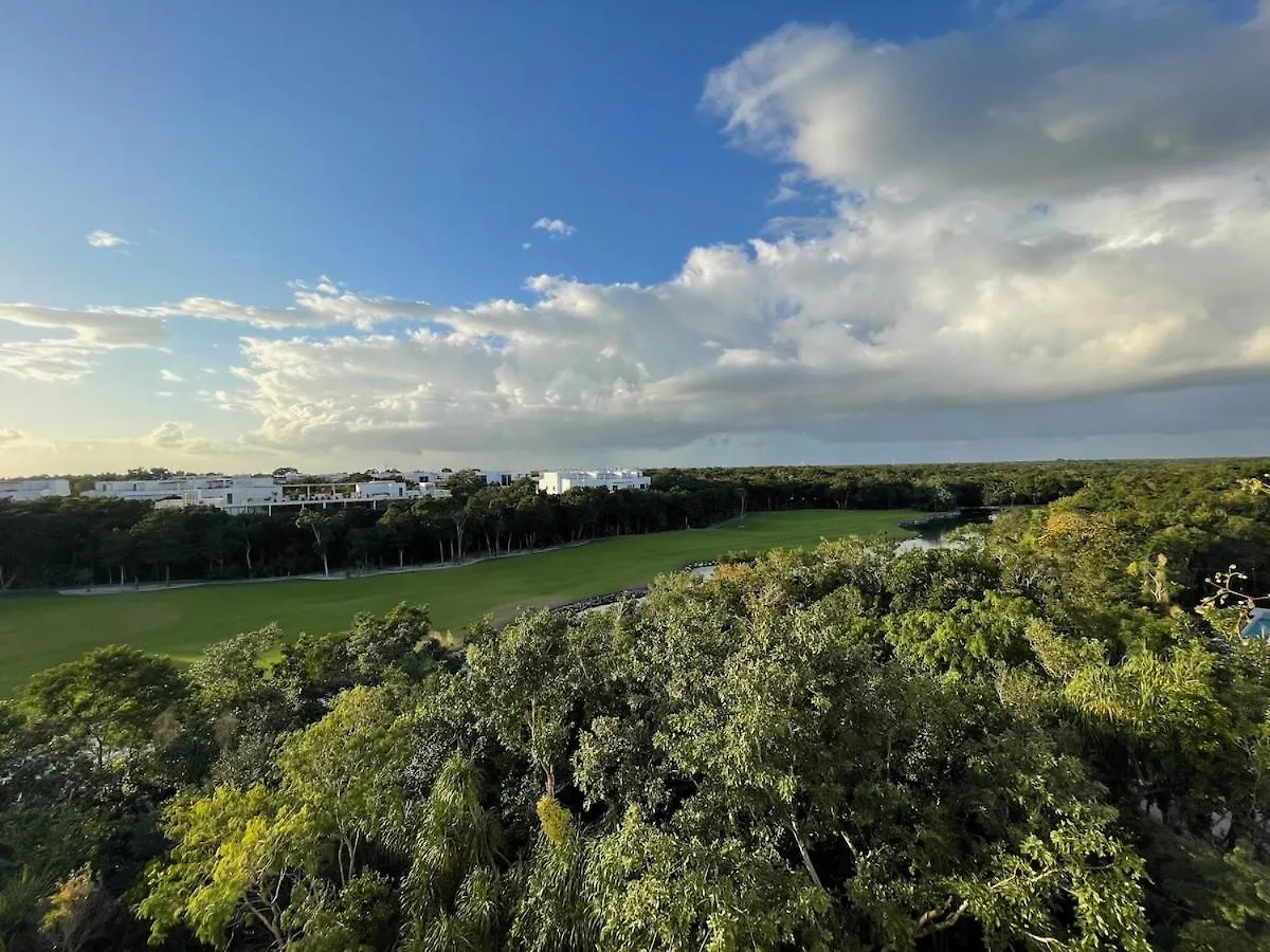 Upscale 2Br Penthouse With Watergolf View Apartment Chacalal